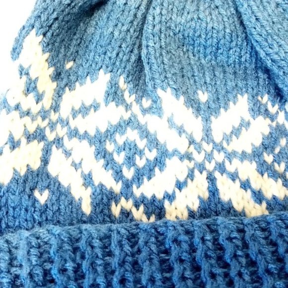 Hand Crafted Knit Beanie Cerulean Blue Snowflake Hat Ombre Essential Winter Wear - Picture 3 of 4
